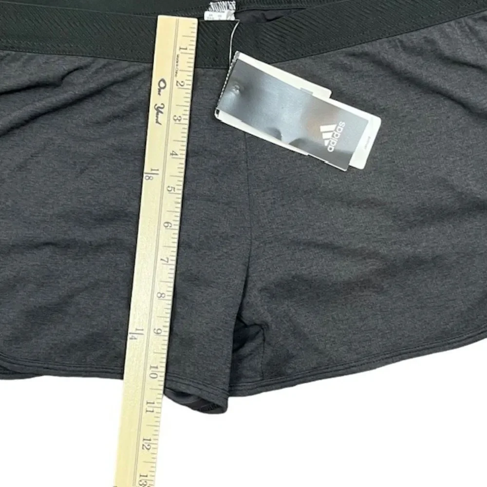 NWT Adidas Corechill Short Climachill‎ Women's Charcoal Lined Size Small